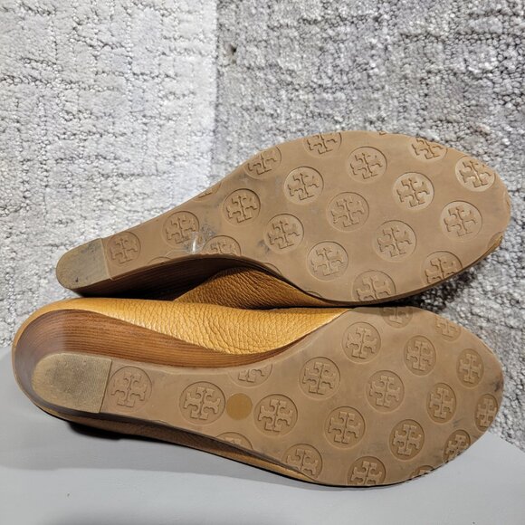 Tory Burch Sally Women's Size 11M US Brown Leather Wedge Peep Toe Pump Sandals - Picture 9 of 10